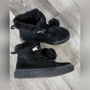 COPY - Gap Toddler Girls Suede PomPom Lace Up Boots- Black